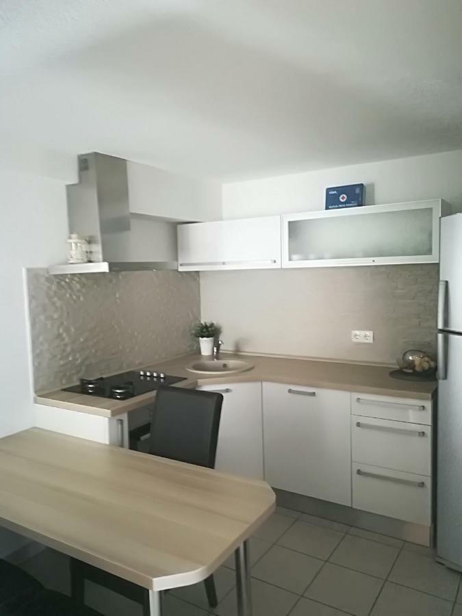 Baska Voda - Apartmani Vesna Kültér fotó